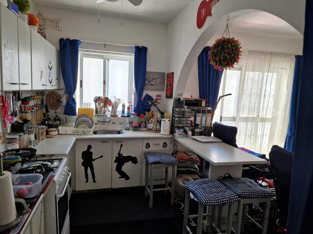 Modern Confortable Room For 1 Person Only In A Shared Flat Close To Beach 梅利哈 外观 照片
